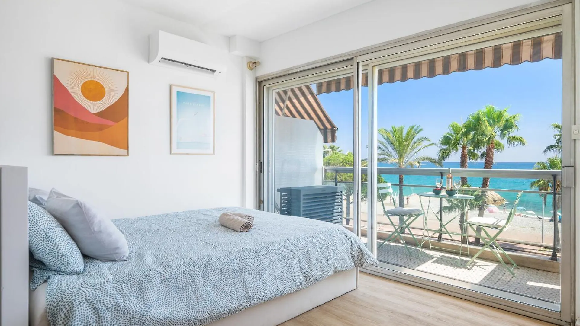 Cosy & Chill Appartements - Superbe Vue Mer, Wifi & Clim Cagnes-sur-Mer