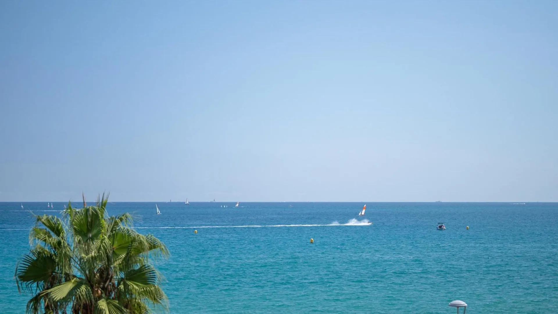 Cosy & Chill Appartements - Superbe Vue Mer, Wifi & Clim Cagnes-sur-Mer